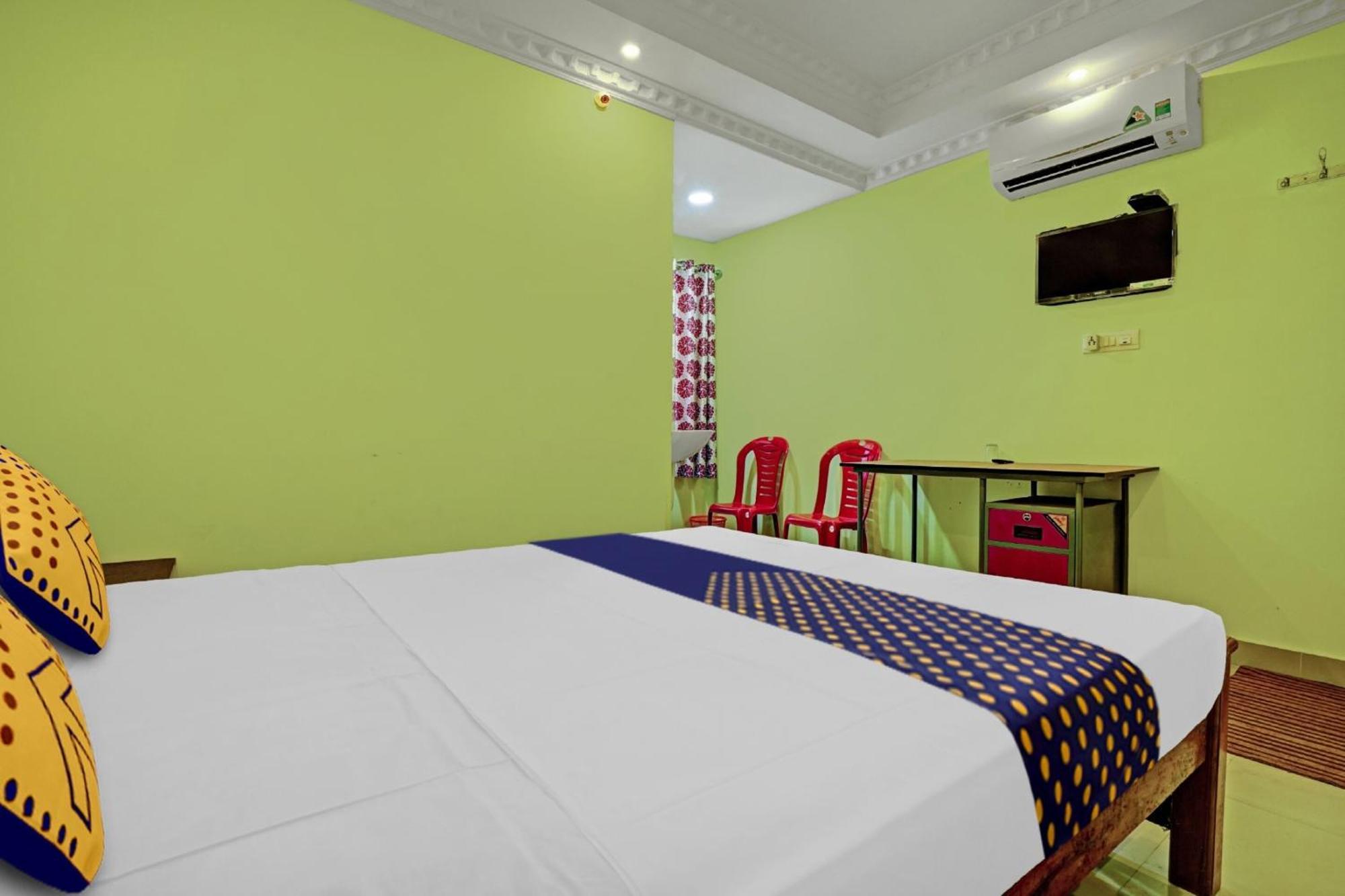 Hotel O Ss Residency Punalur Екстер'єр фото