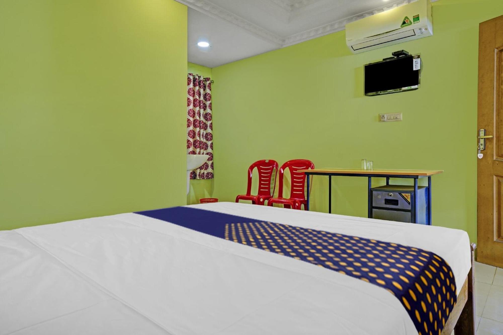 Hotel O Ss Residency Punalur Екстер'єр фото