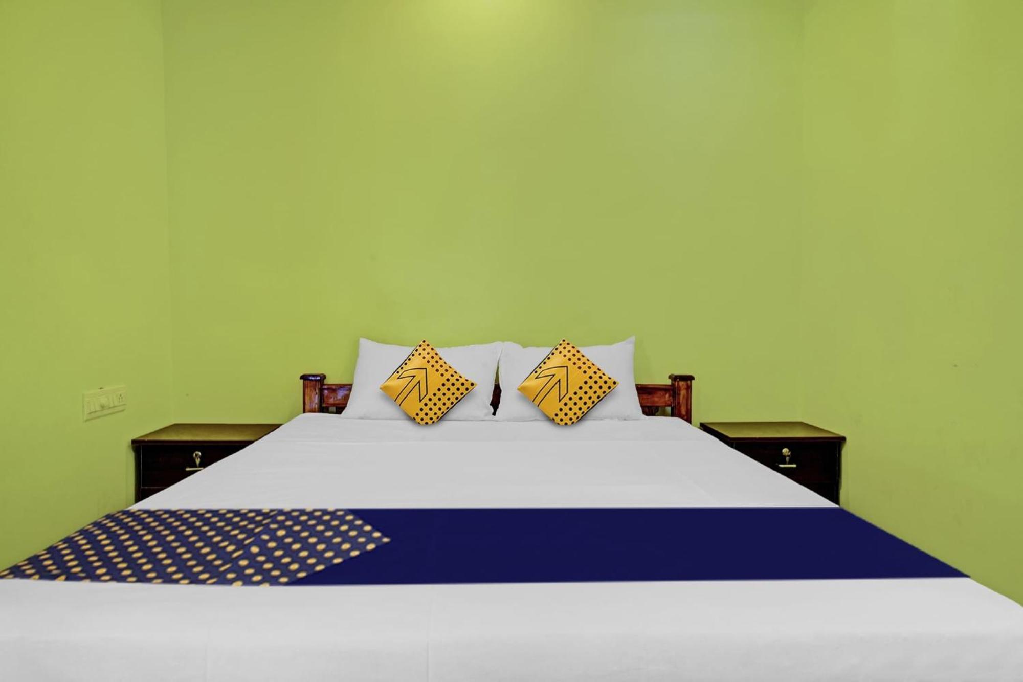 Hotel O Ss Residency Punalur Екстер'єр фото