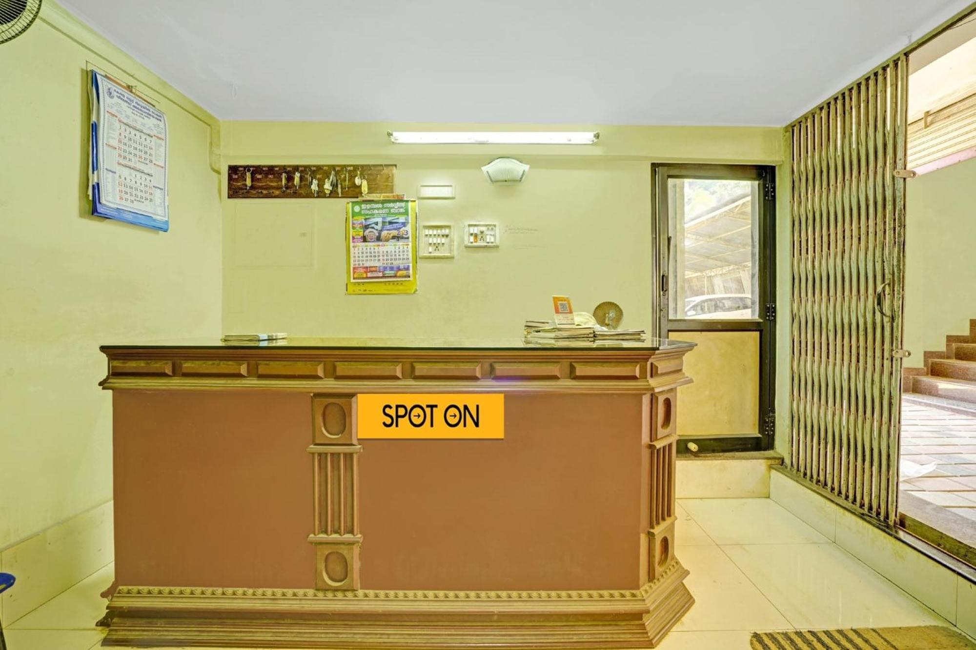 Hotel O Ss Residency Punalur Екстер'єр фото